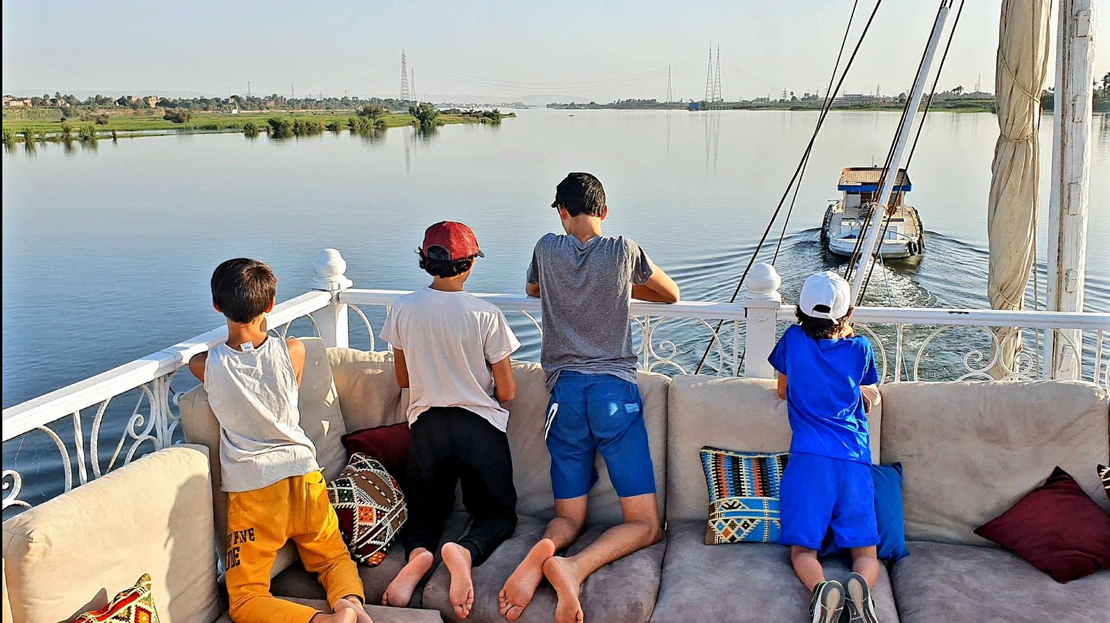 Dahabiya Nile Cruise from Luxor to Aswan