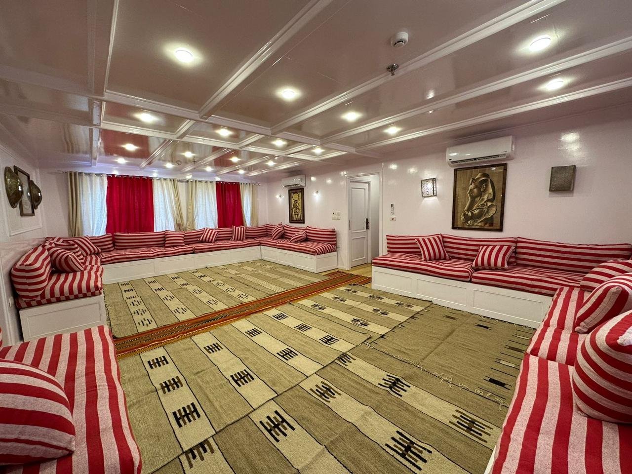 Dahabiya Nile Cruise from Aswan to Luxor