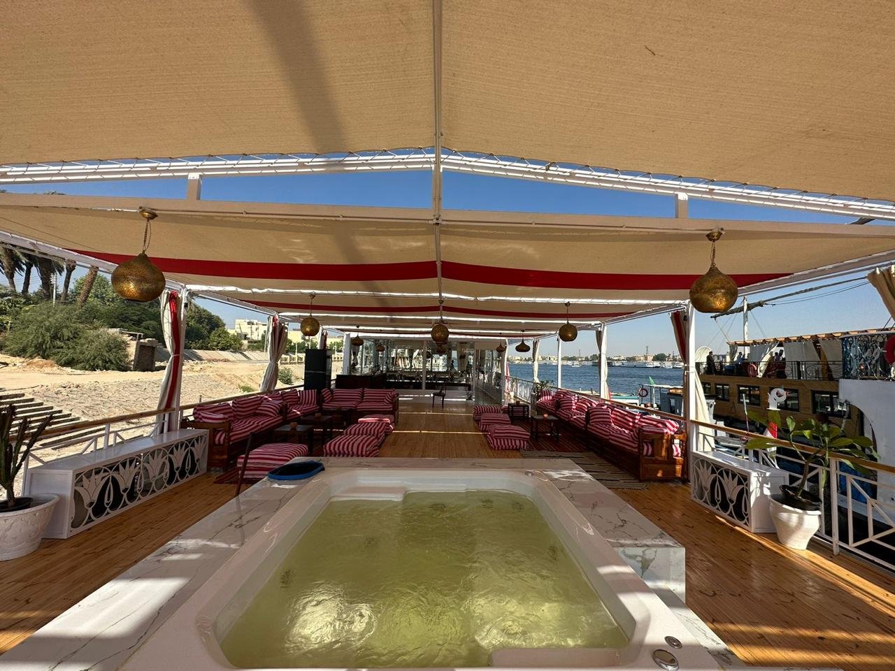 Dahabiya Nile Cruise from Aswan to Luxor