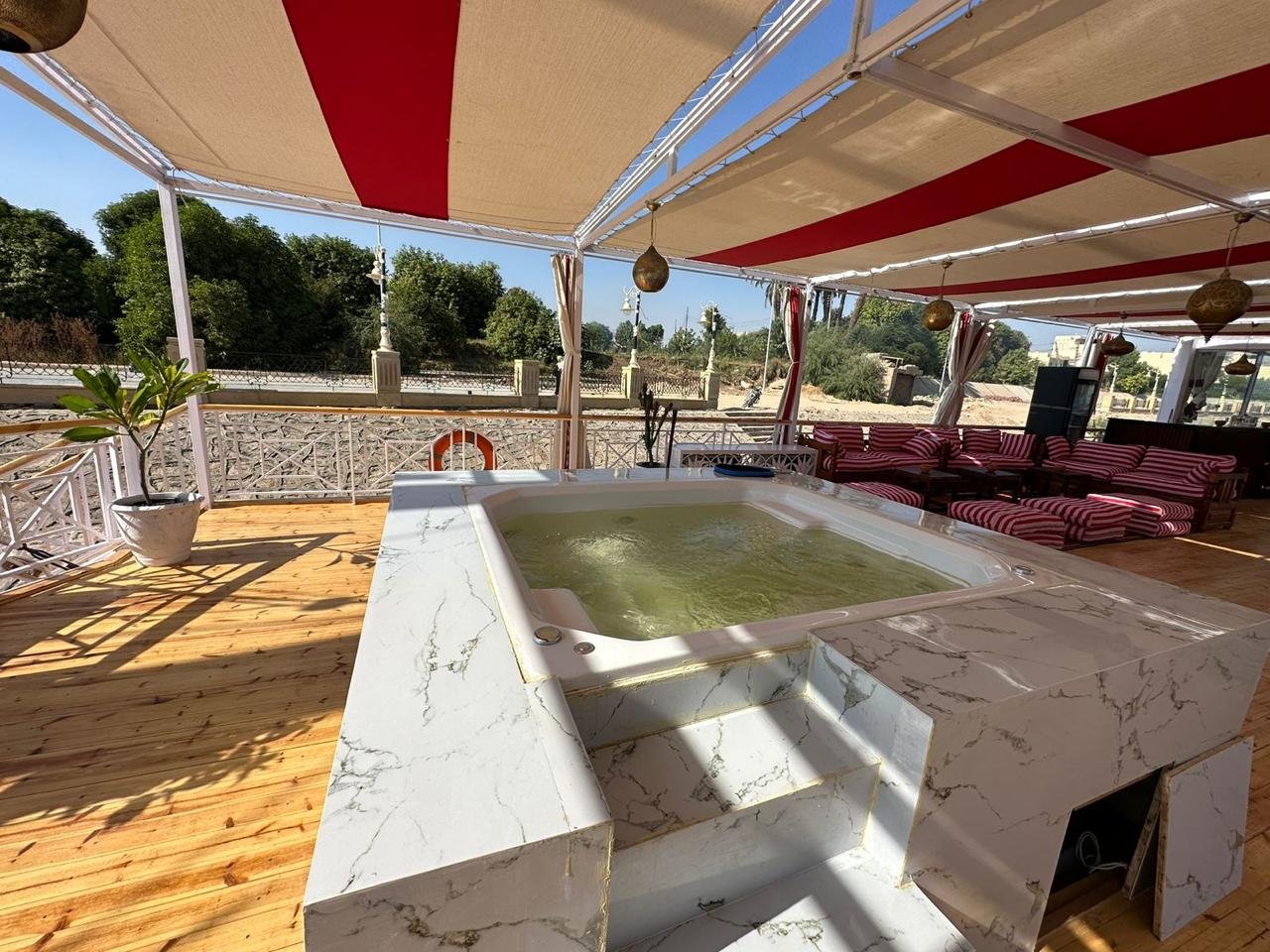 Dahabiya Nile Cruise from Aswan to Luxor